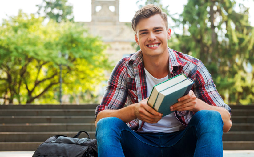 Comment trouver un job étudiant avec un CV